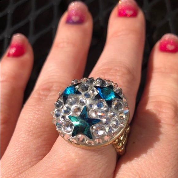 Swarovski Jewelry - Royal Blue Star Crystal Stretch Ring in gold-plate